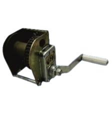 Самотормозящаяся оцинкованная лебёдка 650 кг LUBING 4458